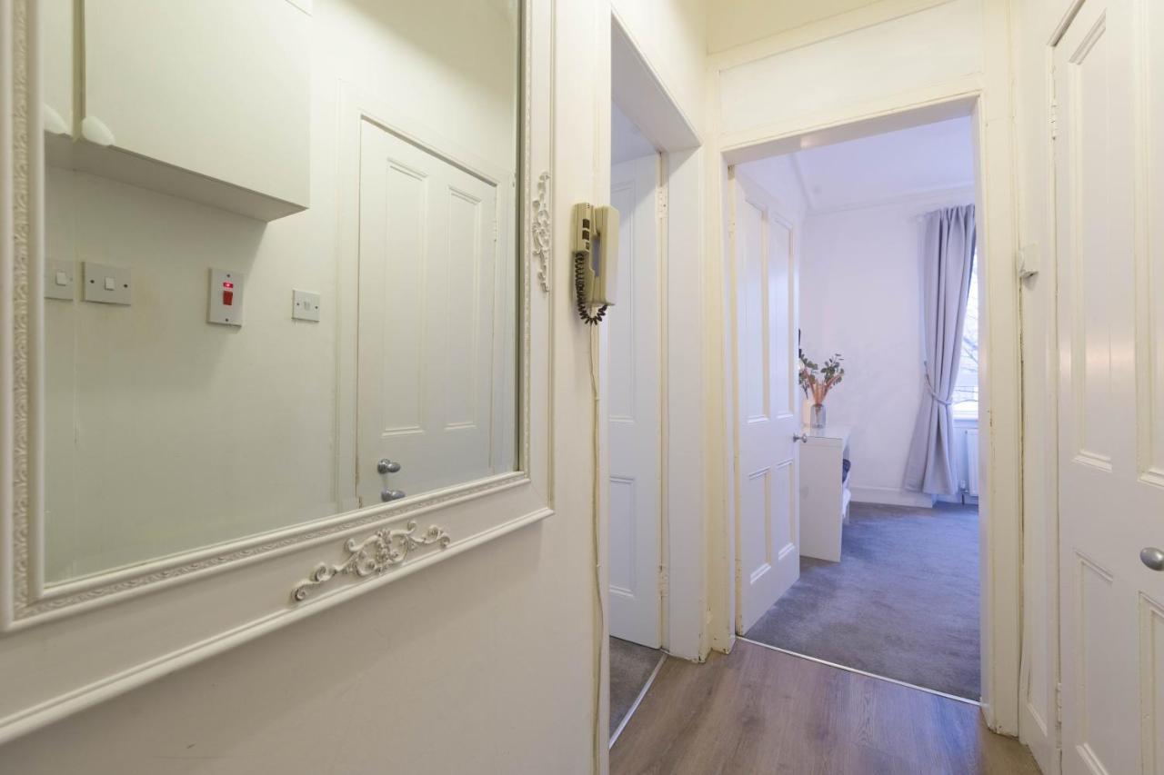 Stylish And Comfortable City Centre Apartment Edimburgo Esterno foto