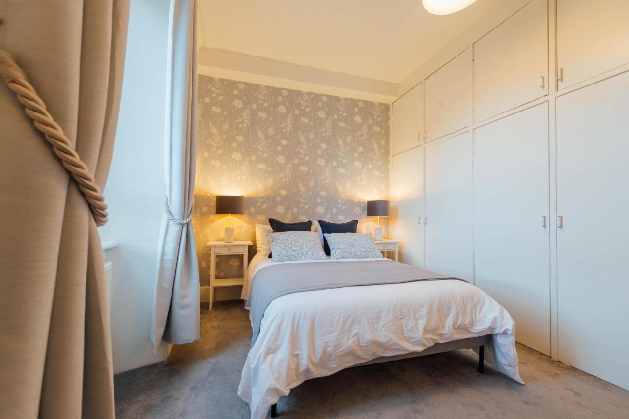Stylish And Comfortable City Centre Apartment Edimburgo Esterno foto